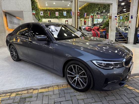 BMW 320i 2.0 16V TURBO GASOLINA SPORT GP AUTOMÁTICO BMW 320i 2.0 16V TURBO GASOLINA SPORT GP AUTOMÁTICO